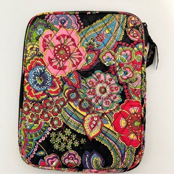 Vera Bradley Tablet Sleeve Symphony in Hue Paisley Quilted Zippered Cover - Picture 2 of 7